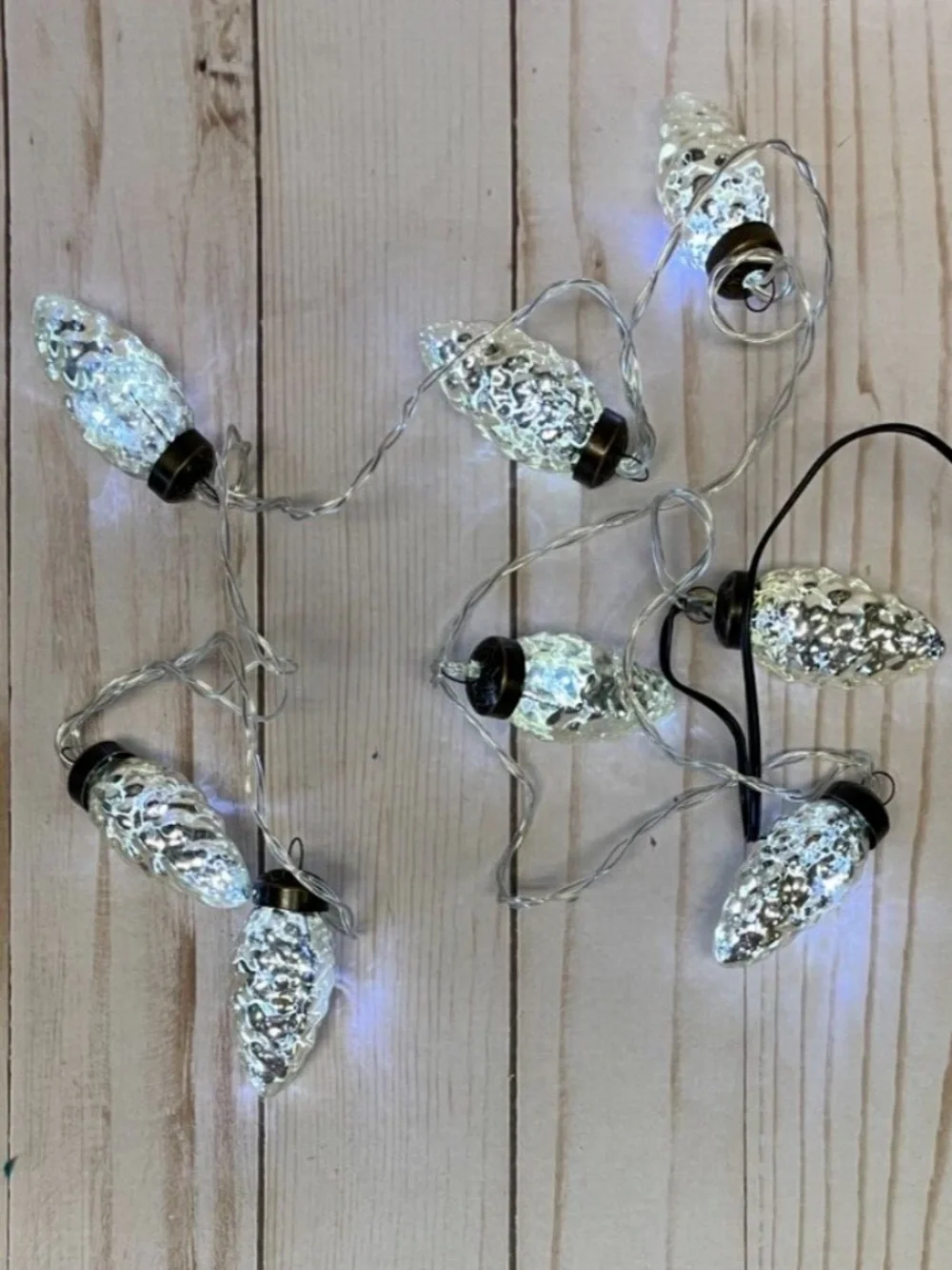Christmas Lights Iridescent 8 Pinecones Silver Battery Operated Timer 5 ft NEW